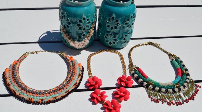 Ideale accessoire: de statement-ketting.