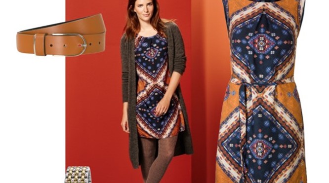 Donkerblauw voor warme kleurtypes.