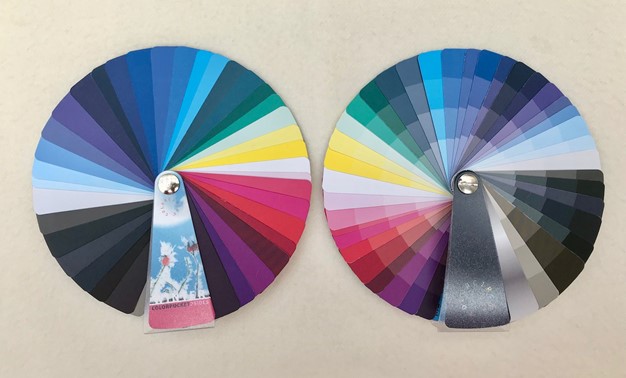 Pocket kleurenwaaier/ 2 sides/ koele wintertype.